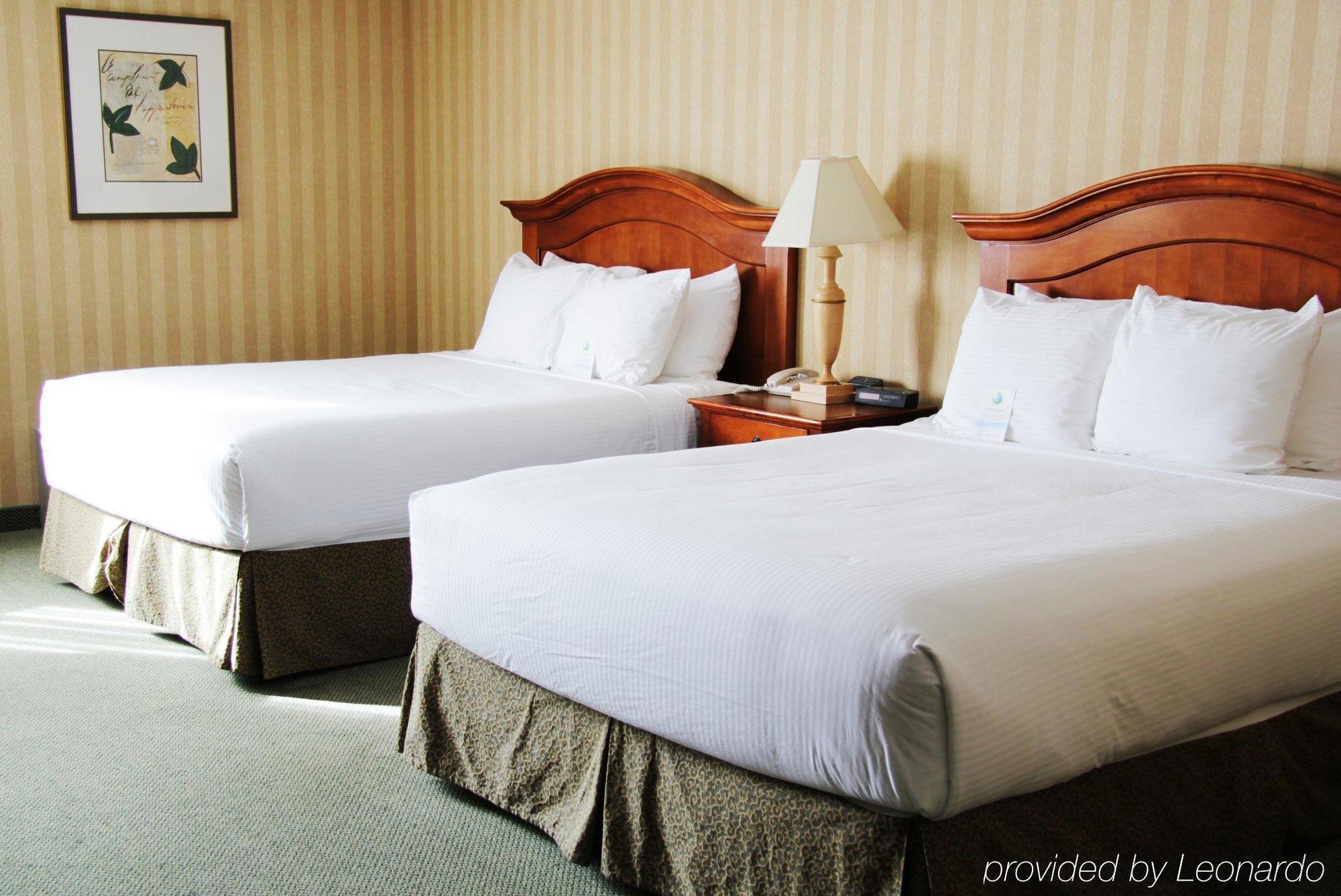 Delta Hotels By Marriott Helena Colonial Экстерьер фото
