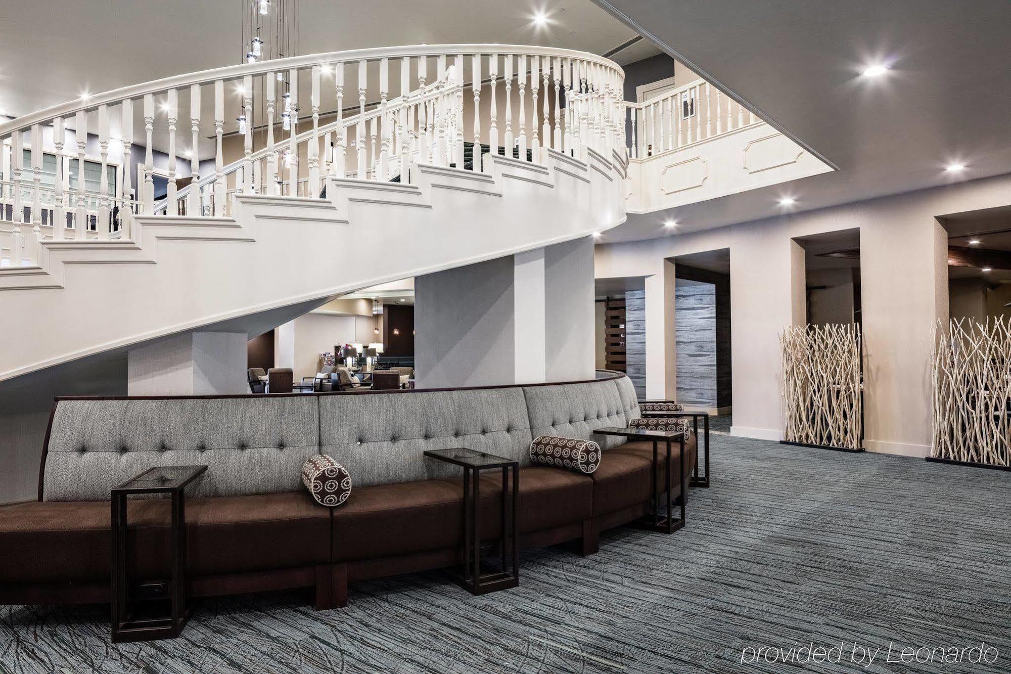 Delta Hotels By Marriott Helena Colonial Экстерьер фото